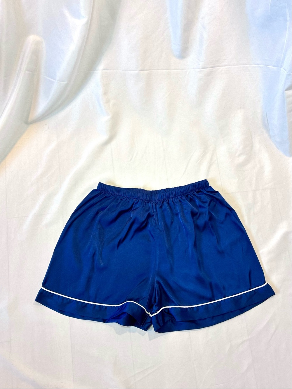 Lillusory Piped Satin Lounge Shorts